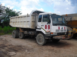 DUMPTRUCK TRONTON NISSAN CWB 09 D